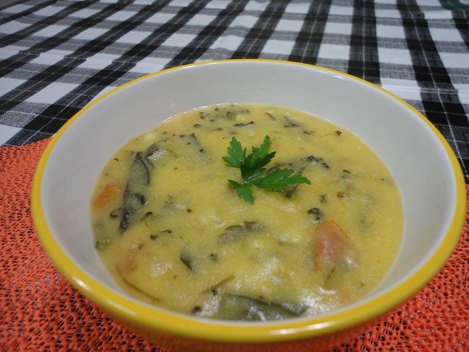 Sopa de Fubá com Brócolis